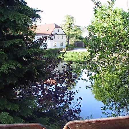 2 Bedroom Cozy Home In Gleima
