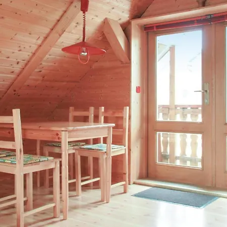 2 Bedroom Cozy Home In Gleima * Gleima